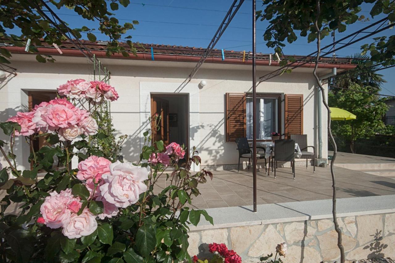Apartments Katarina Porat Malinska Exterior foto