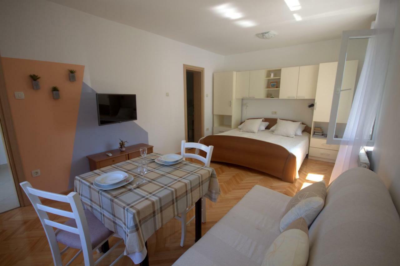 Apartments Katarina Porat Malinska Exterior foto